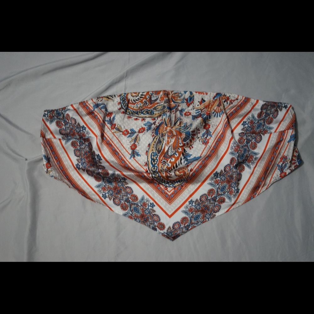 💖5/$20💖 Shein curve bandana top. 4xl